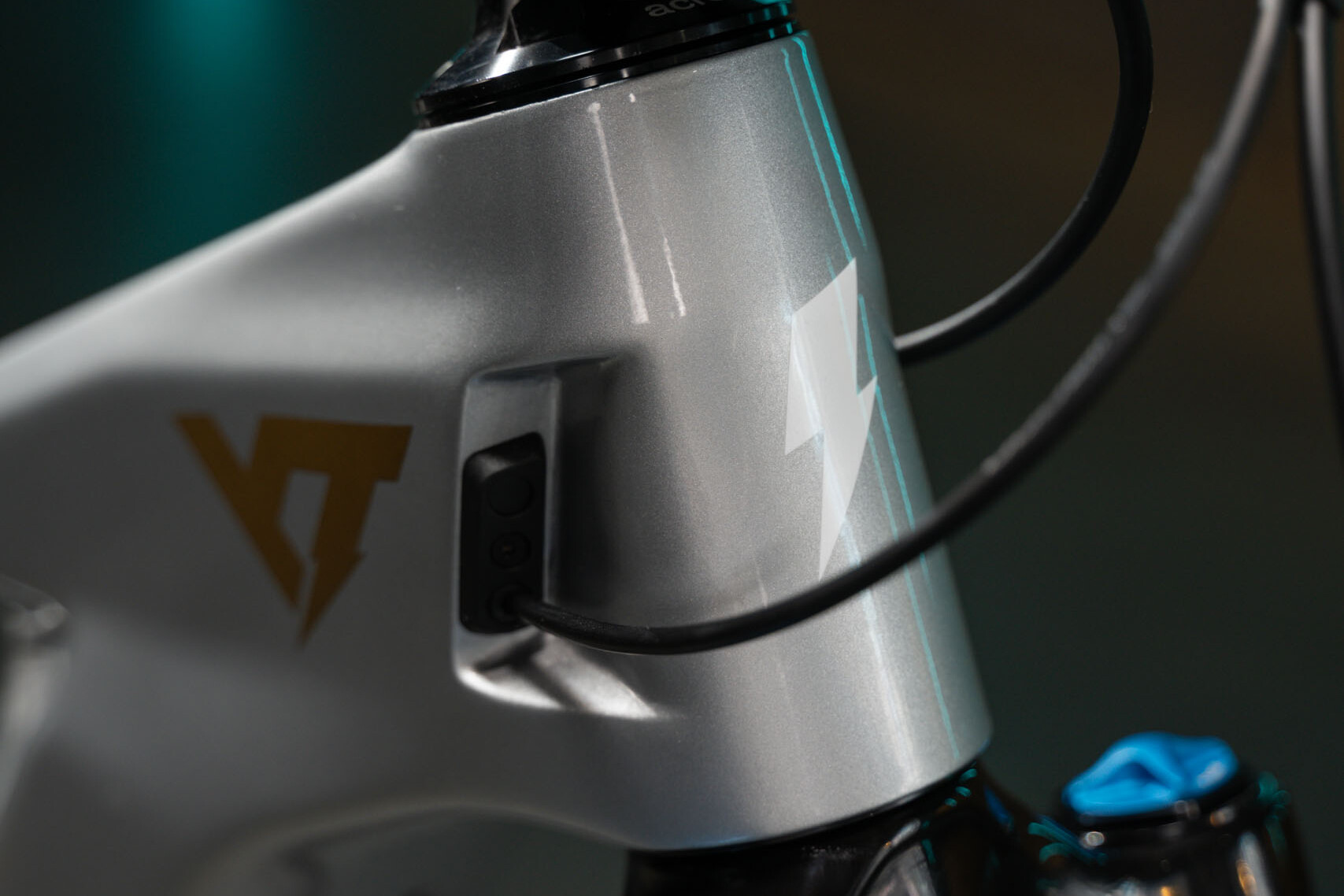 Bike Check On Location Photo of YT Decoy Gen 2 Core 4 Headtube